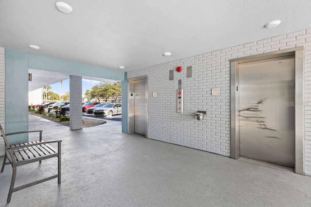 SHORE TOWERS BLDG - Residential