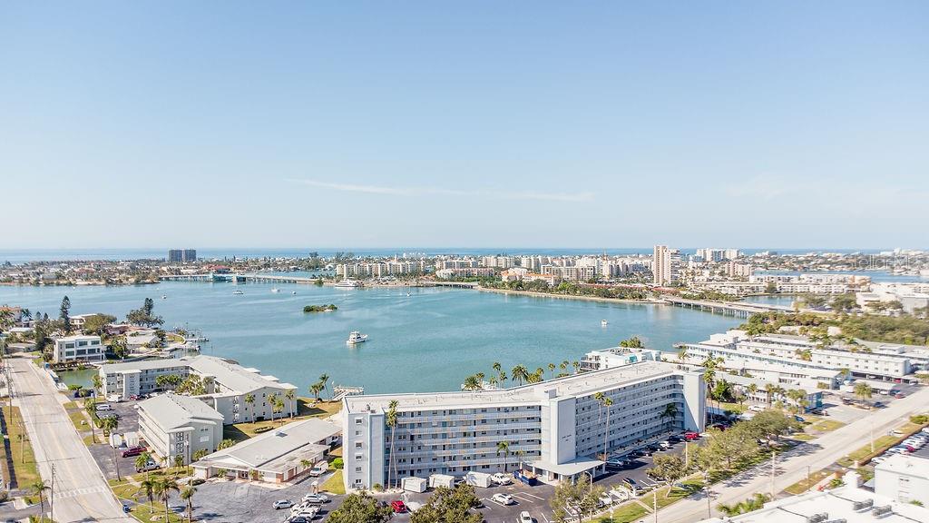 SHORE TOWERS BLDG - Residential