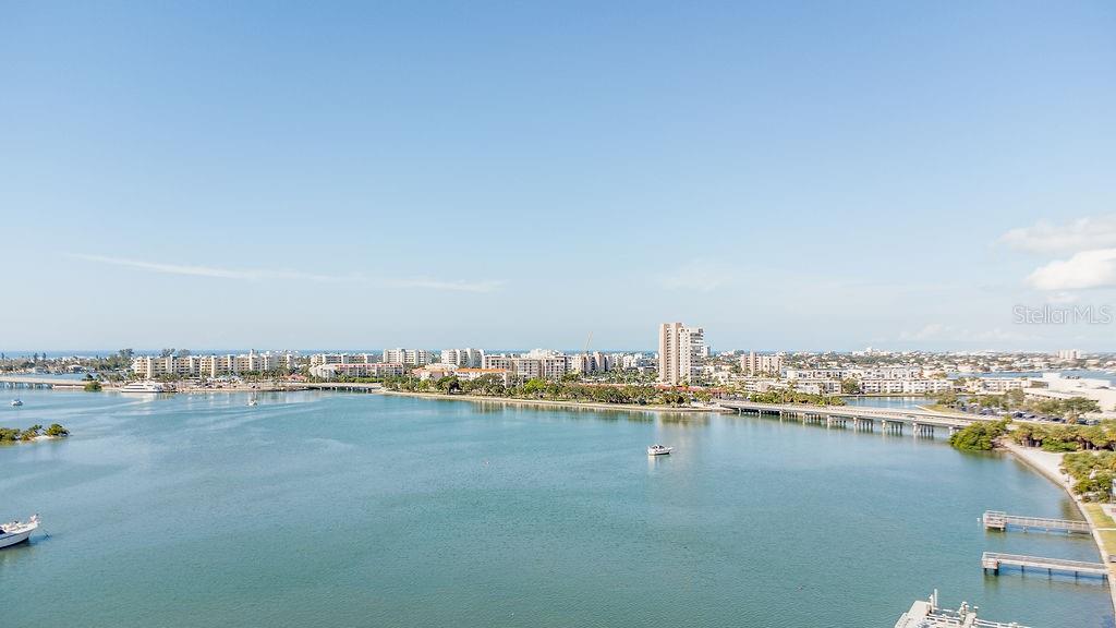 SHORE TOWERS BLDG - Residential