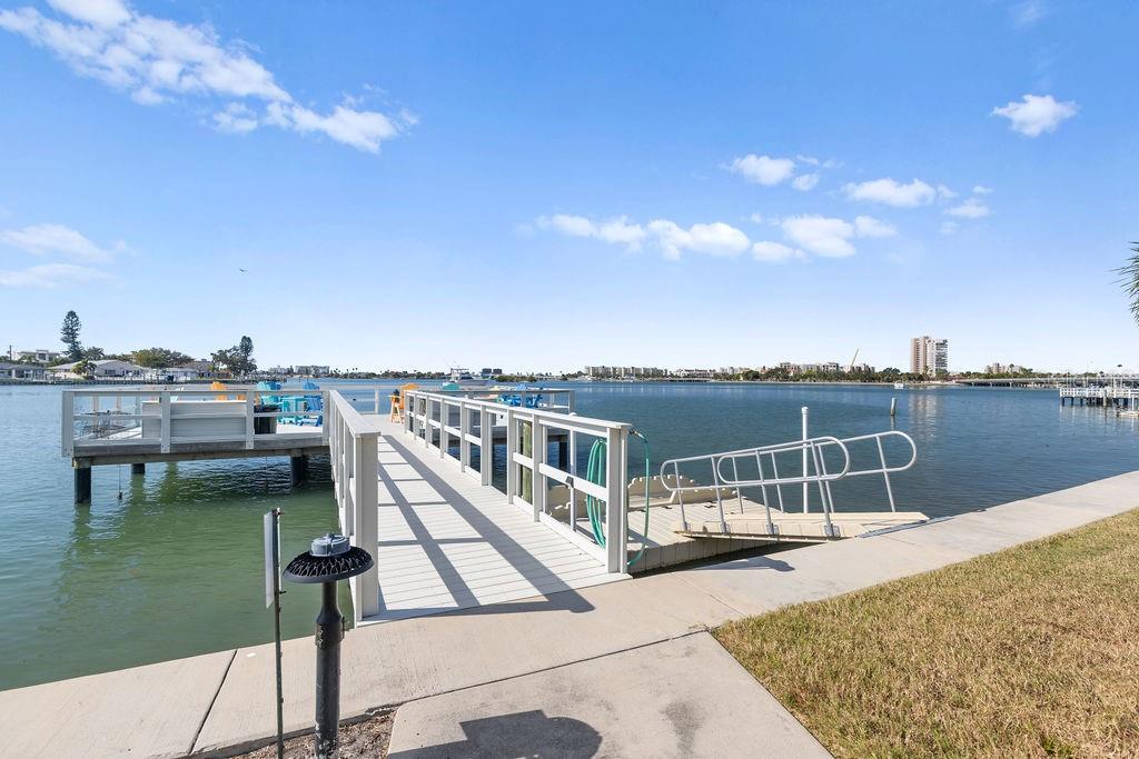 SHORE TOWERS BLDG - Residential