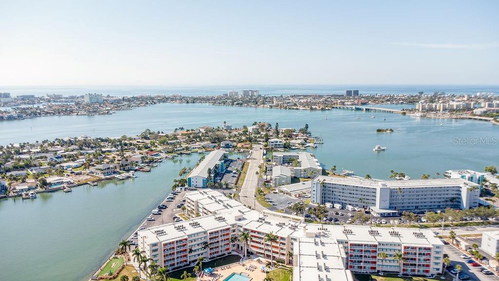 SHORE TOWERS BLDG - Residential