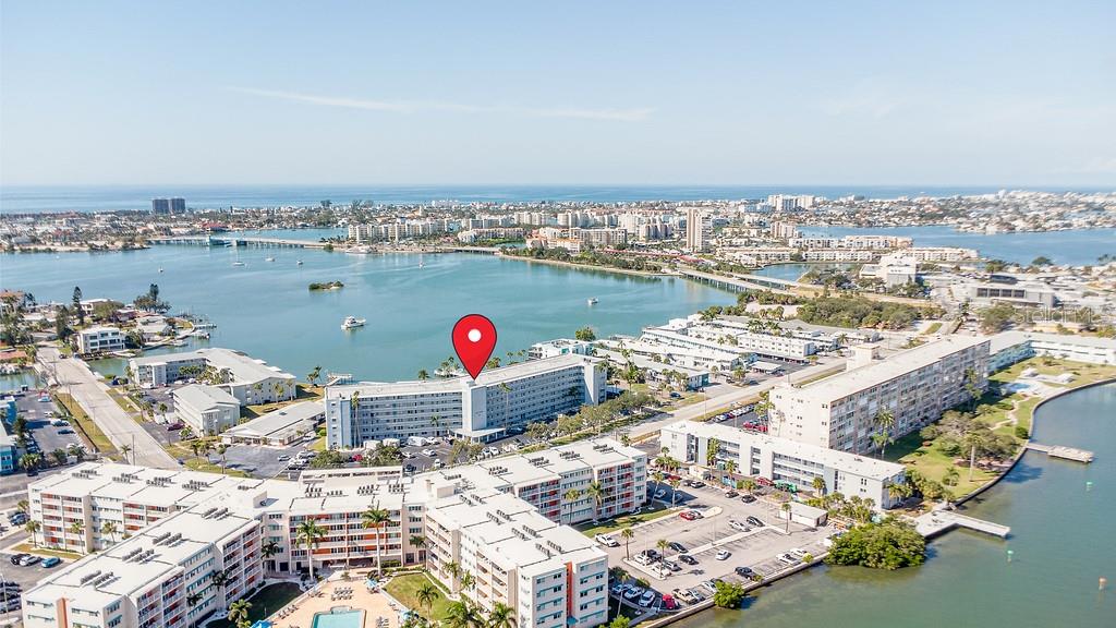 SHORE TOWERS BLDG - Residential