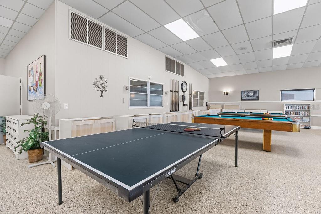 SHORE TOWERS BLDG - Residential