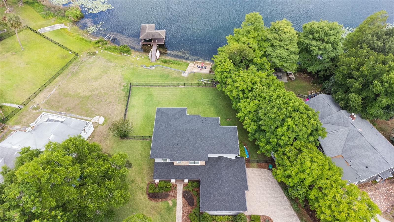 LAKE JENNIE JEWEL HEIGHTS - Residential