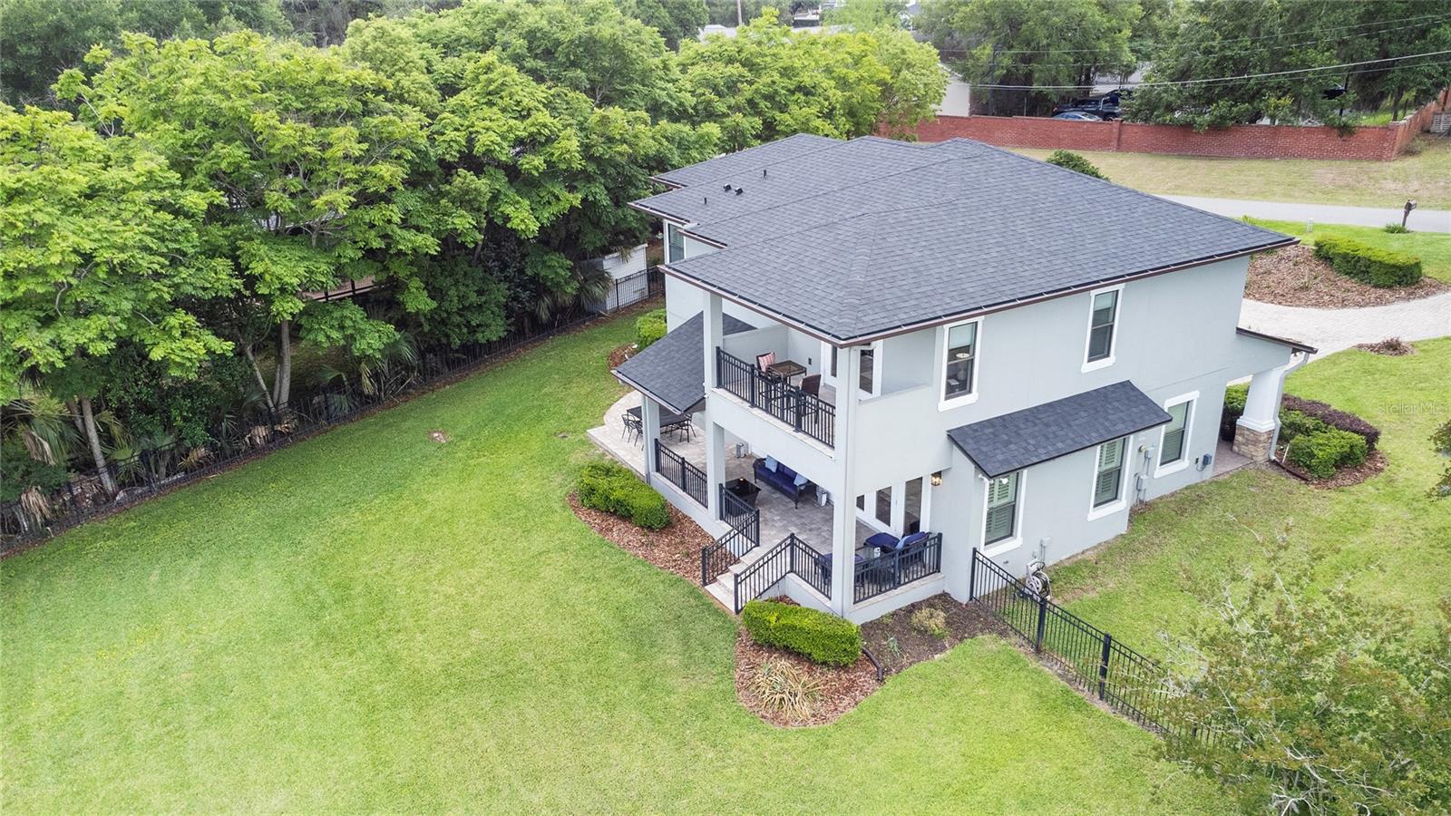 LAKE JENNIE JEWEL HEIGHTS - Residential