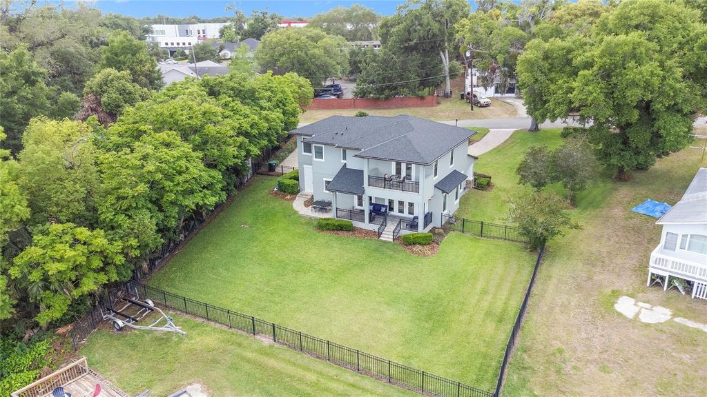 Photo of 3607 S Rosalind Avenue, Orlando, FL 32806 (MLS # O6402018)