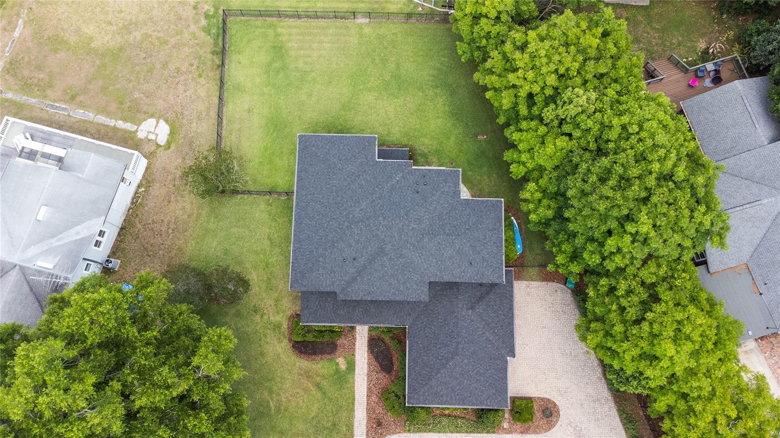 LAKE JENNIE JEWEL HEIGHTS - Residential