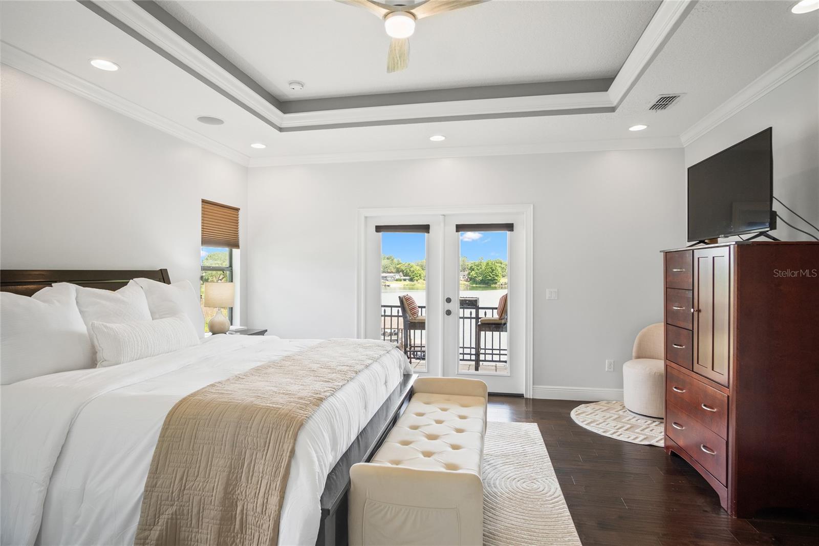 LAKE JENNIE JEWEL HEIGHTS - Residential