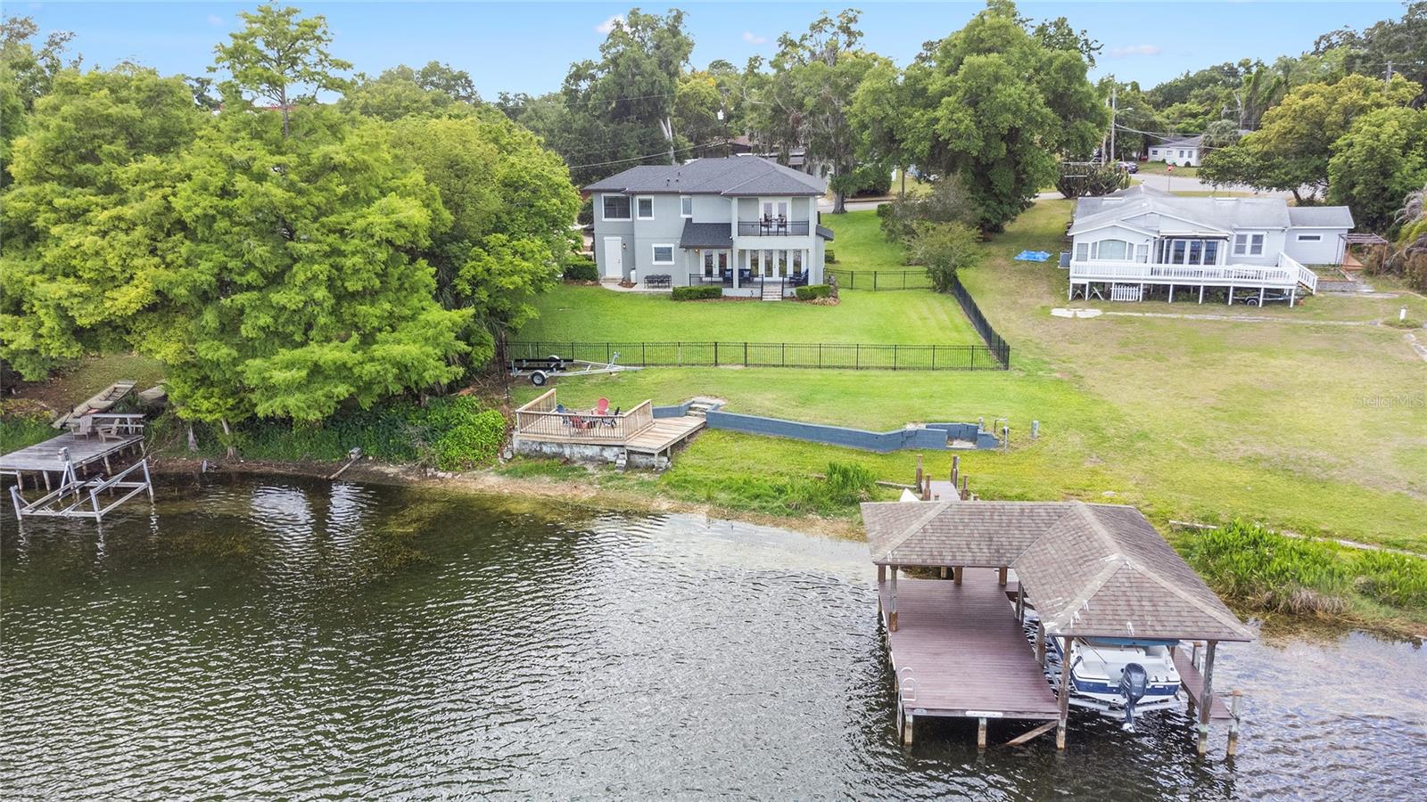 LAKE JENNIE JEWEL HEIGHTS - Residential