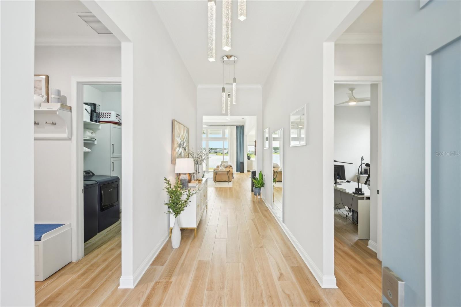 SILVER LANDING - Residential