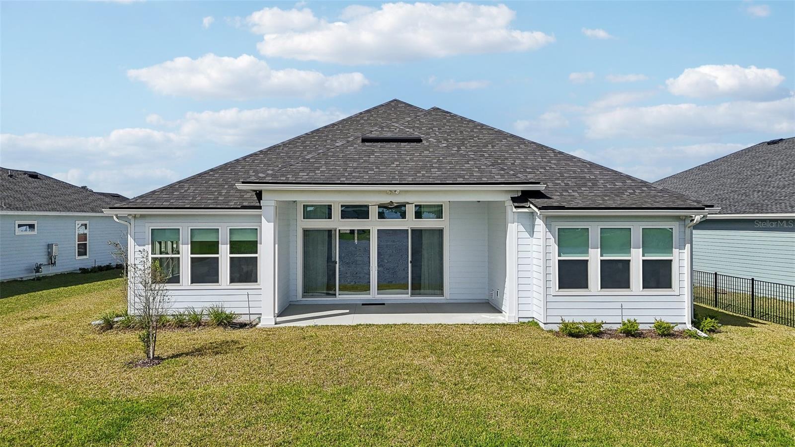 SILVER LANDING - Residential