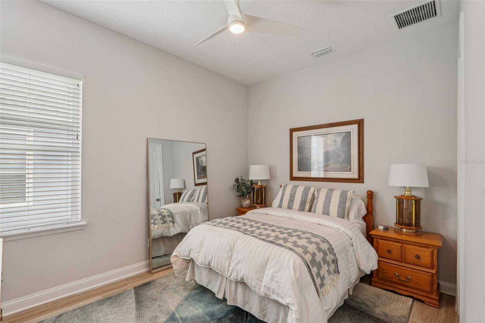 SILVER LANDING - Residential