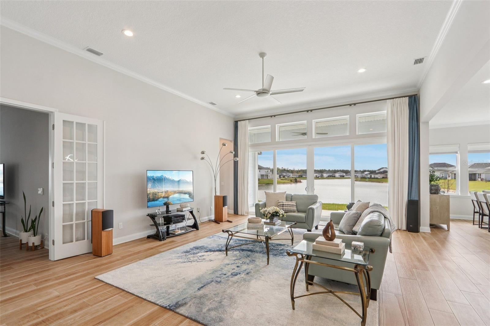 SILVER LANDING - Residential