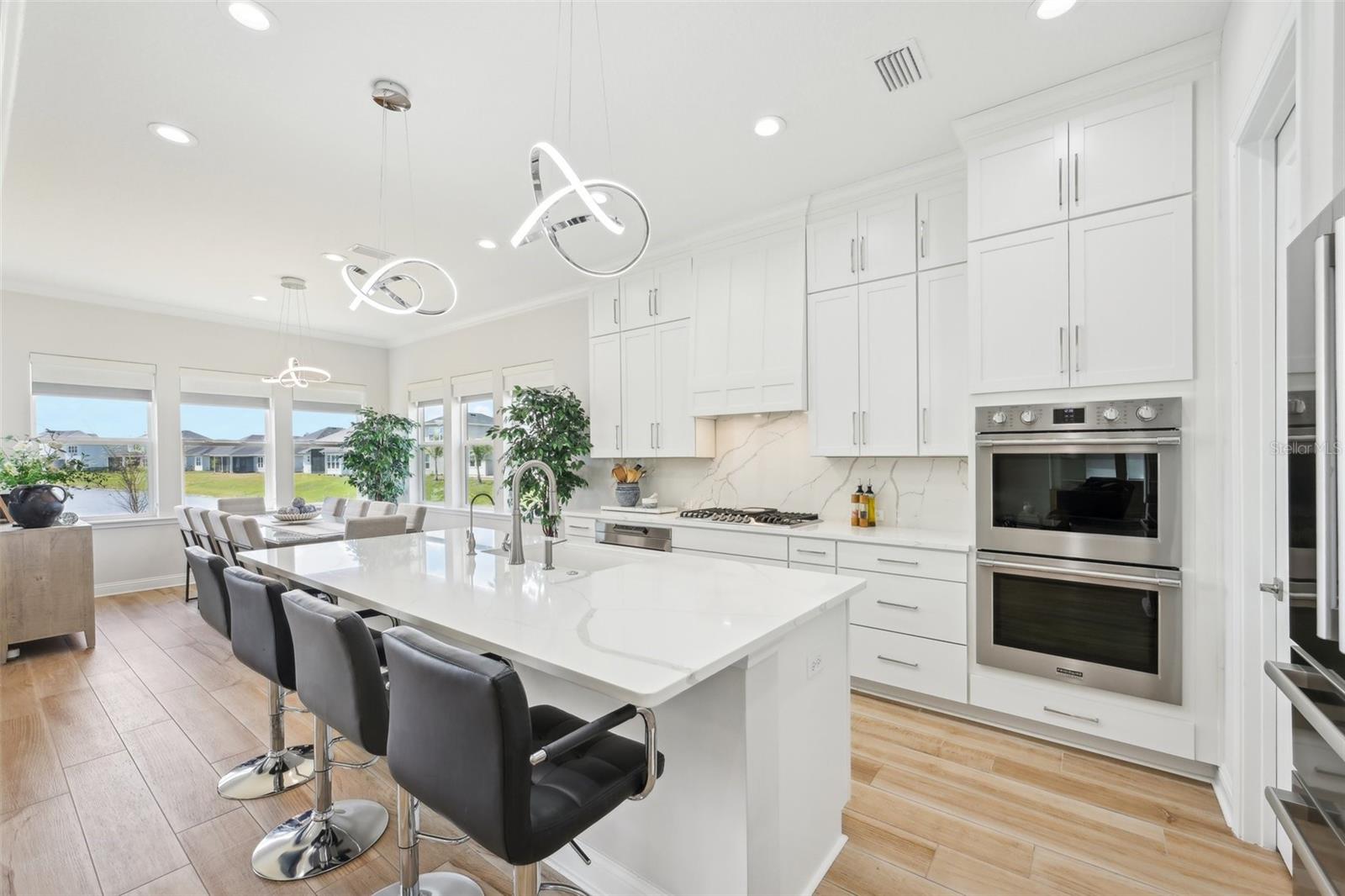 SILVER LANDING - Residential