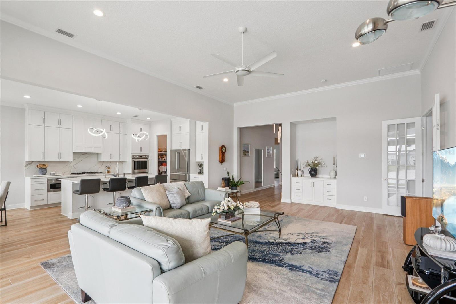 SILVER LANDING - Residential