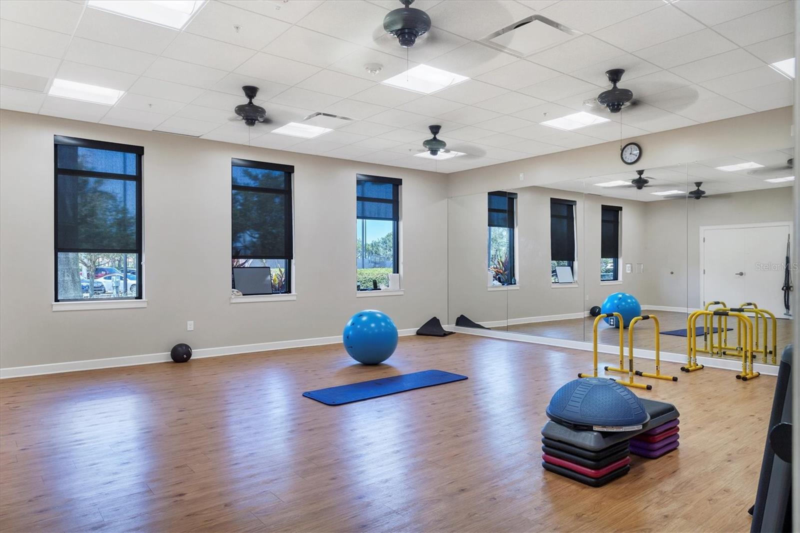 SARASOTA NATIONAL PH 8 - Residential