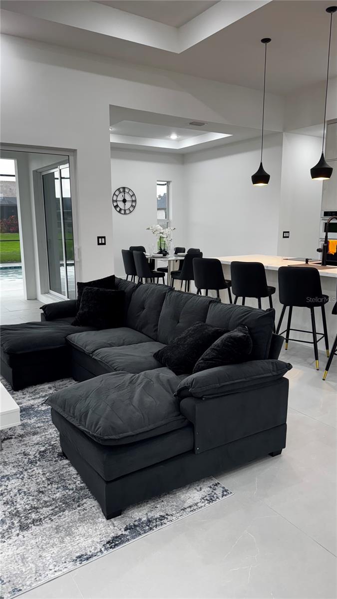 ROTONDA WEST PINE VLY - Residential Lease