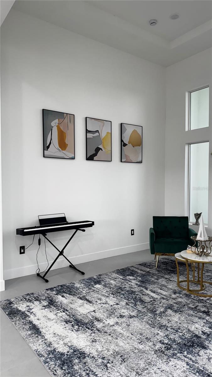 ROTONDA WEST PINE VLY - Residential Lease