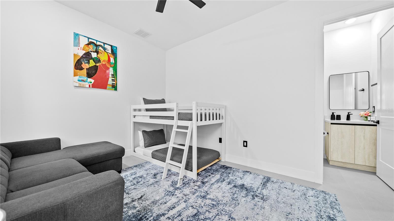 ROTONDA WEST PINE VLY - Residential Lease