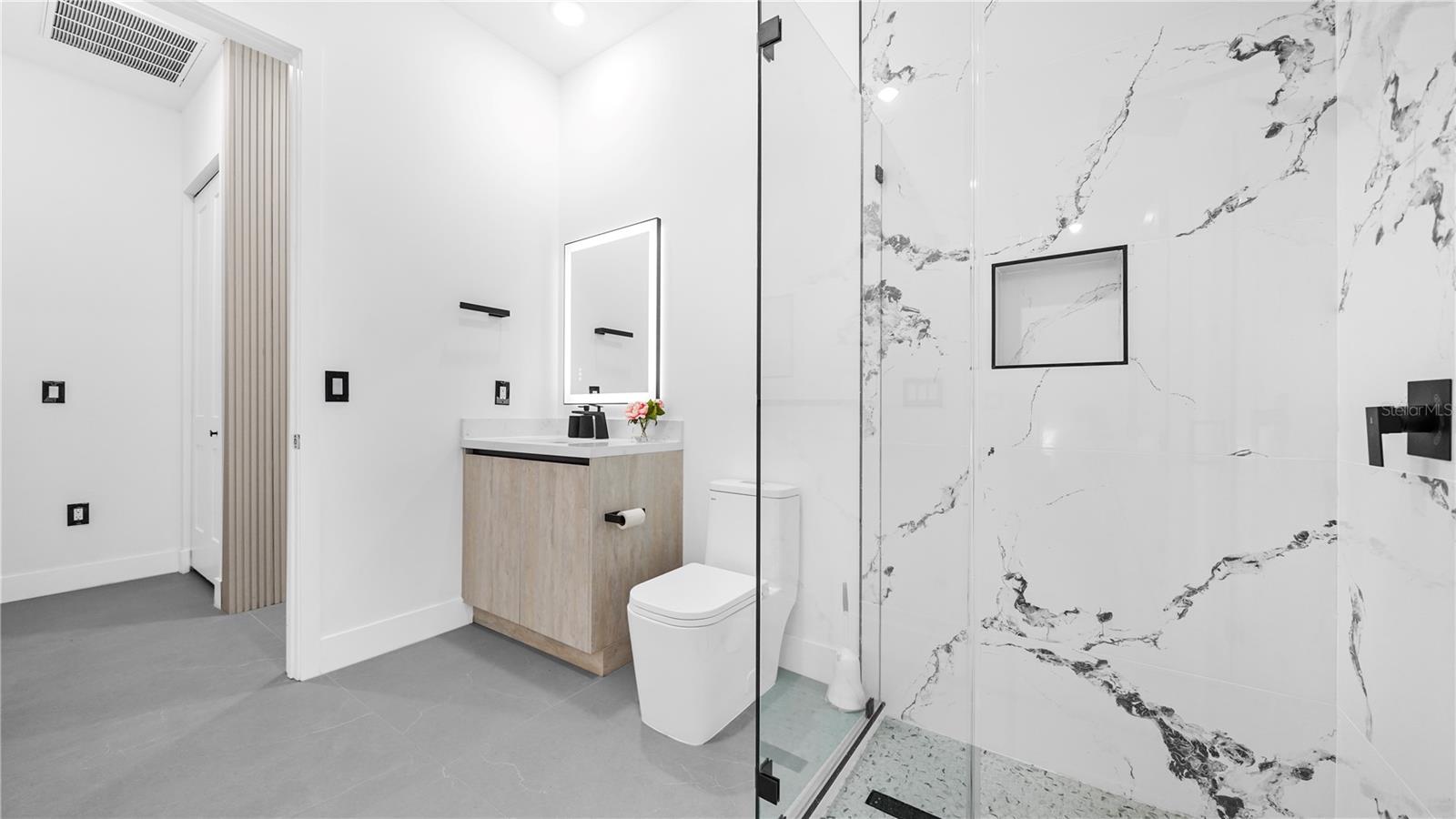 ROTONDA WEST PINE VLY - Residential Lease