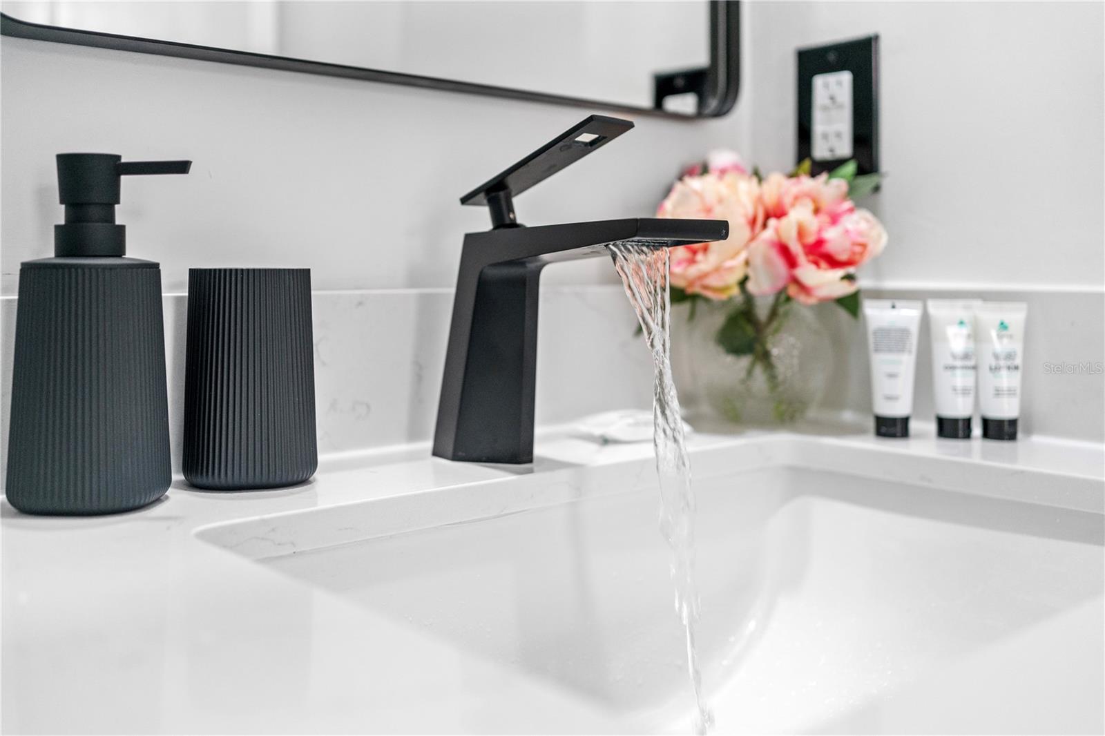 ROTONDA WEST PINE VLY - Residential Lease