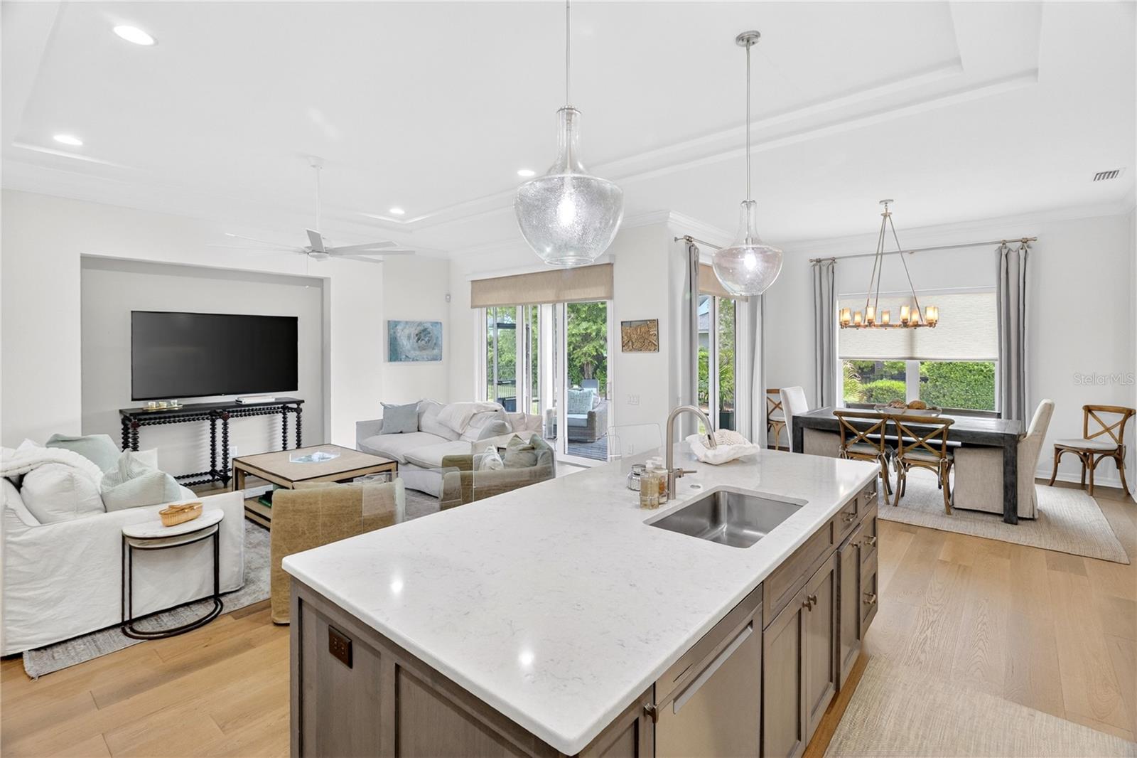 OAKMONT - Residential