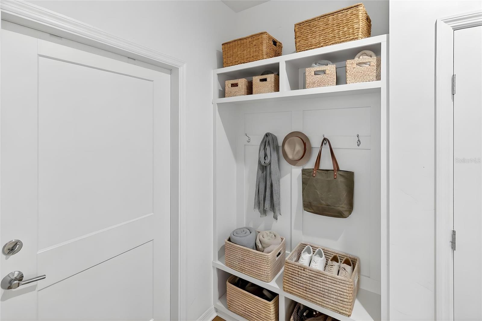 OAKMONT - Residential