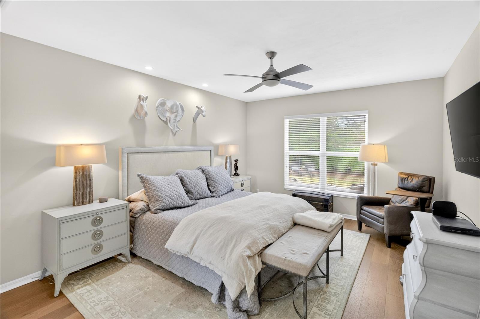 OAKMONT - Residential