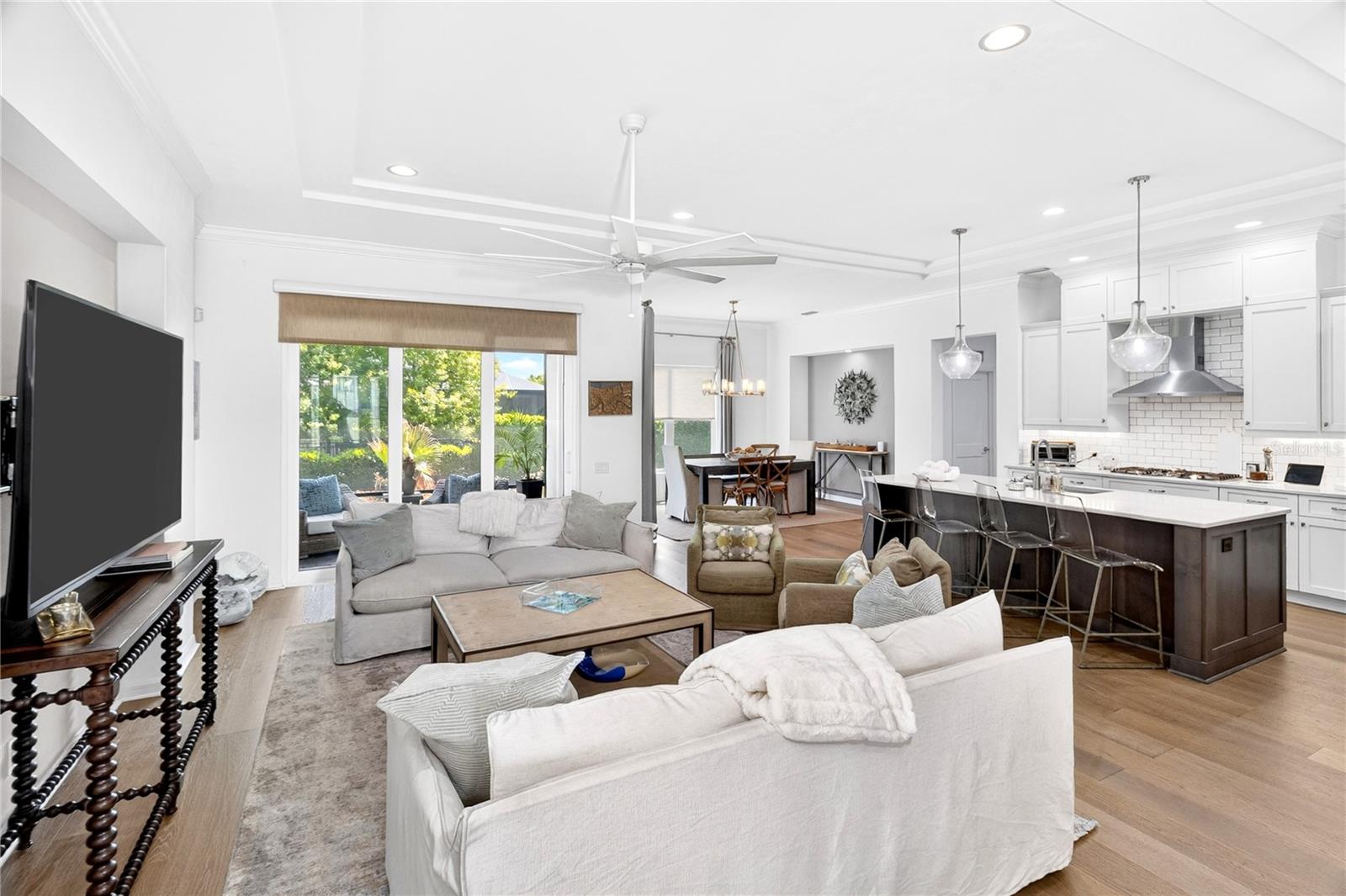 OAKMONT - Residential