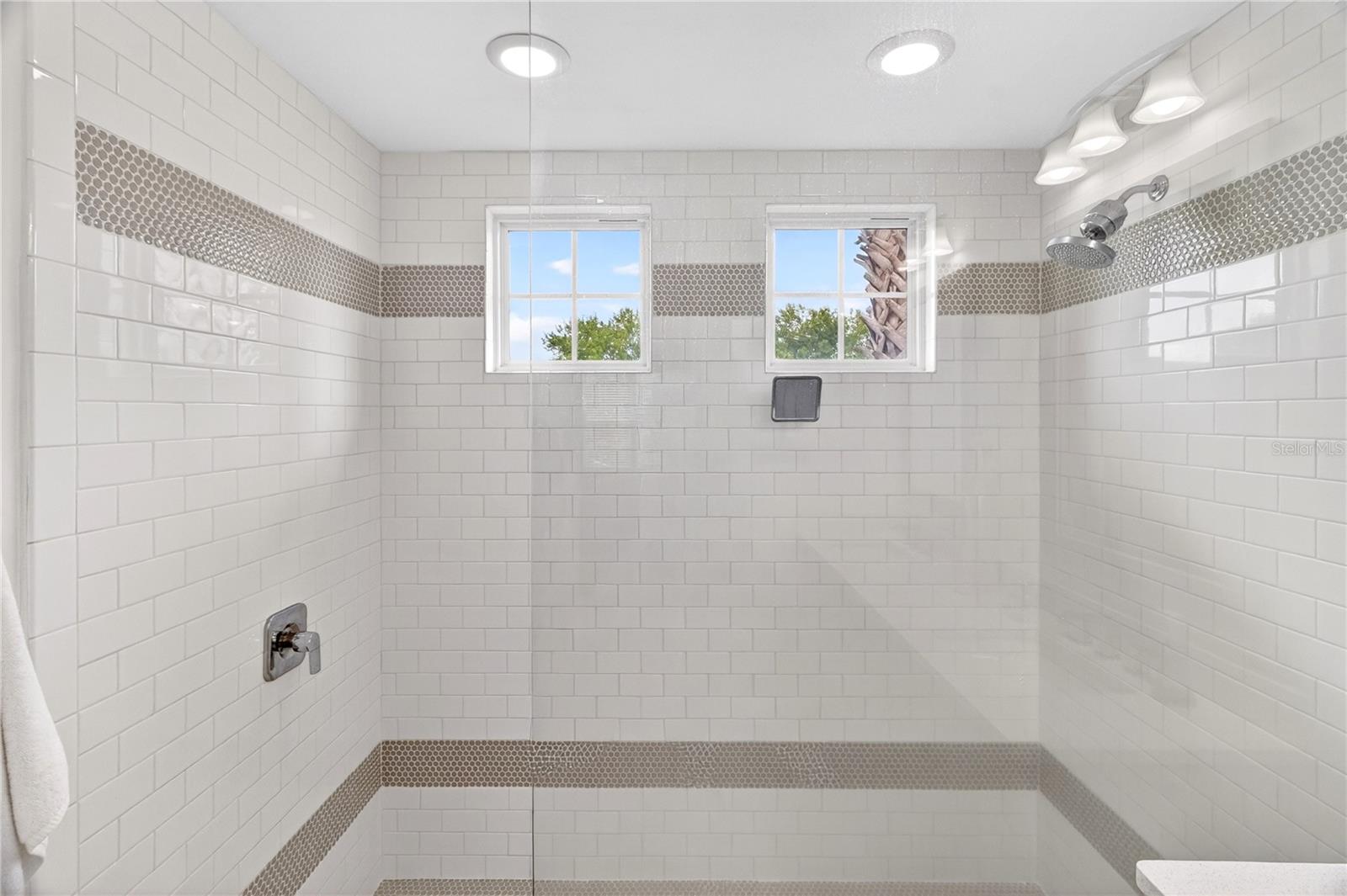 OAKMONT - Residential