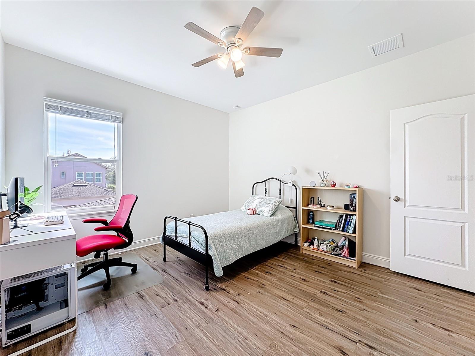 ASHLIN PARK PH 1 - Residential