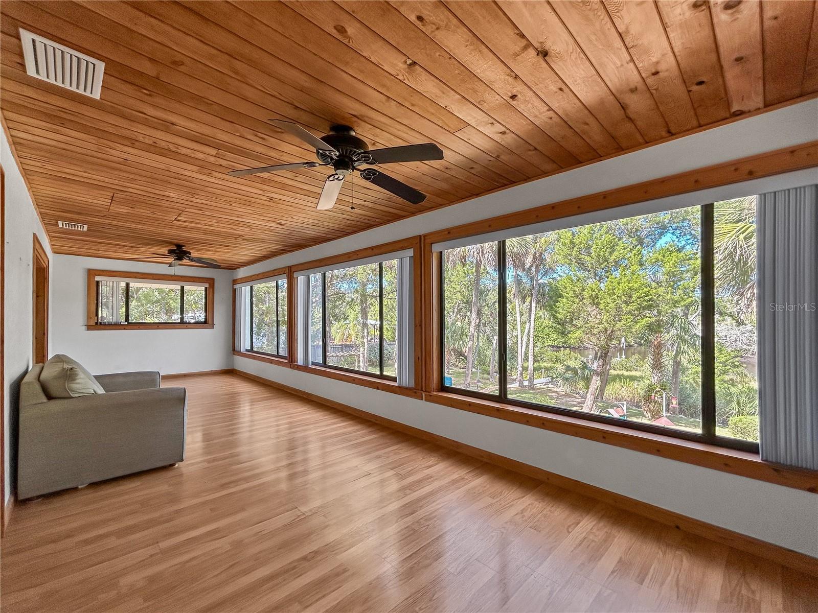 HOMOSASSA RETREATS UNIT 5 - Residential