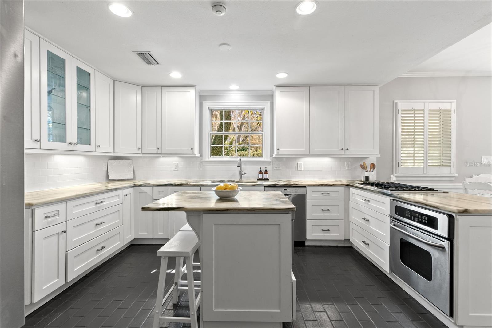 VILLA ROSA PARK - Residential