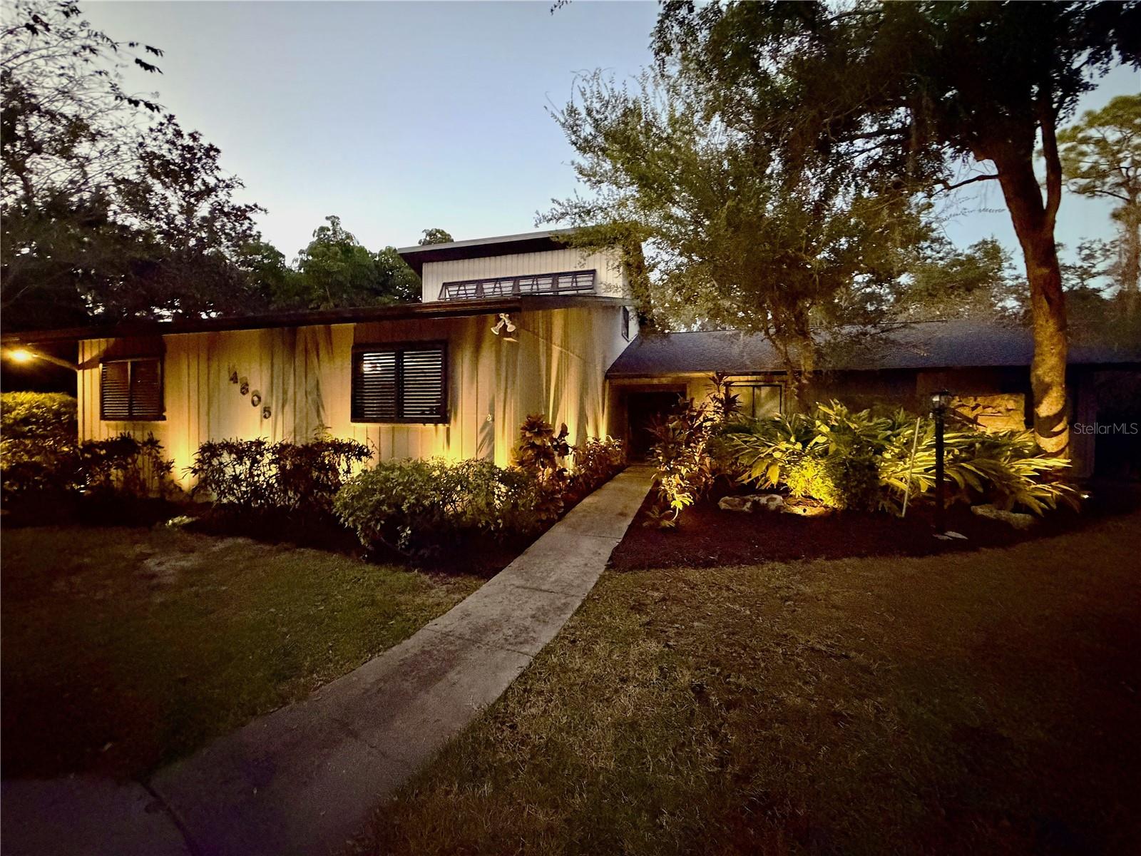 HIDDEN OAKS ESTATES - Residential