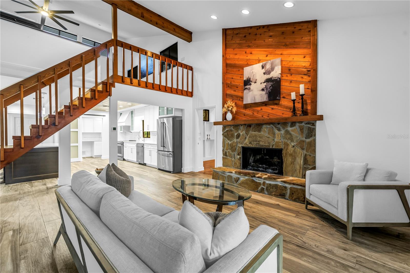 HIDDEN OAKS ESTATES - Residential