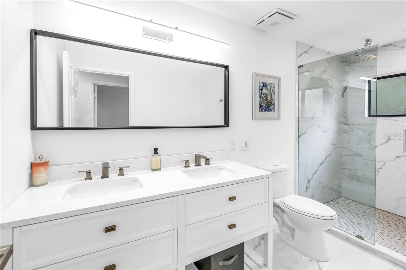 HIDDEN OAKS ESTATES - Residential