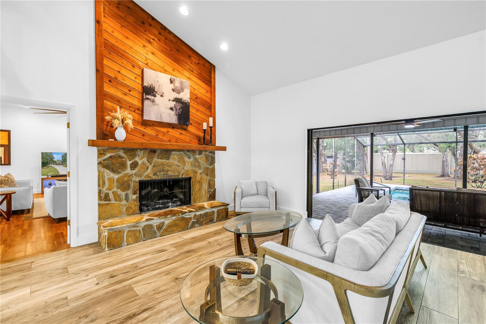 HIDDEN OAKS ESTATES - Residential