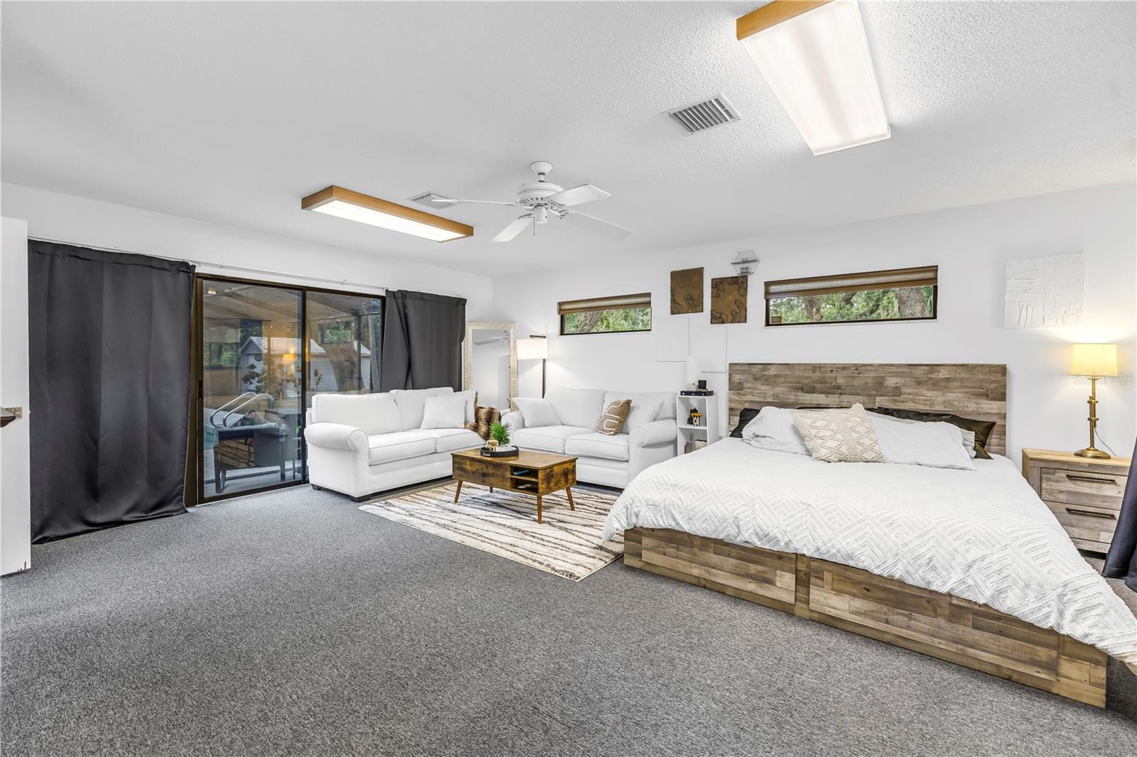 HIDDEN OAKS ESTATES - Residential