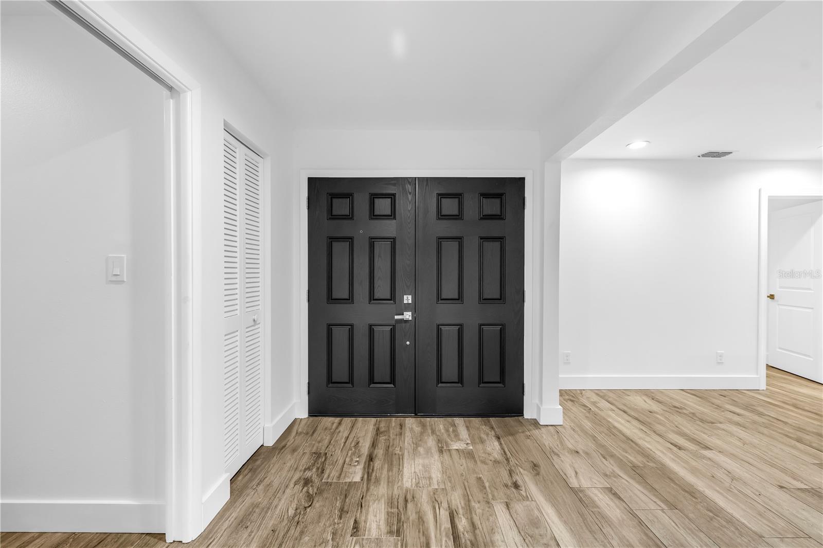 HIDDEN OAKS ESTATES - Residential