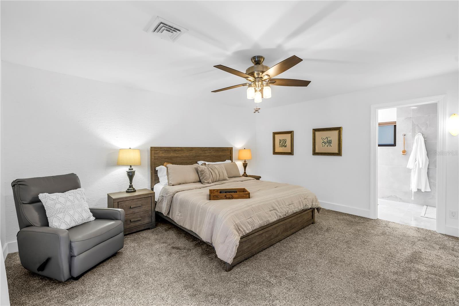 HIDDEN OAKS ESTATES - Residential