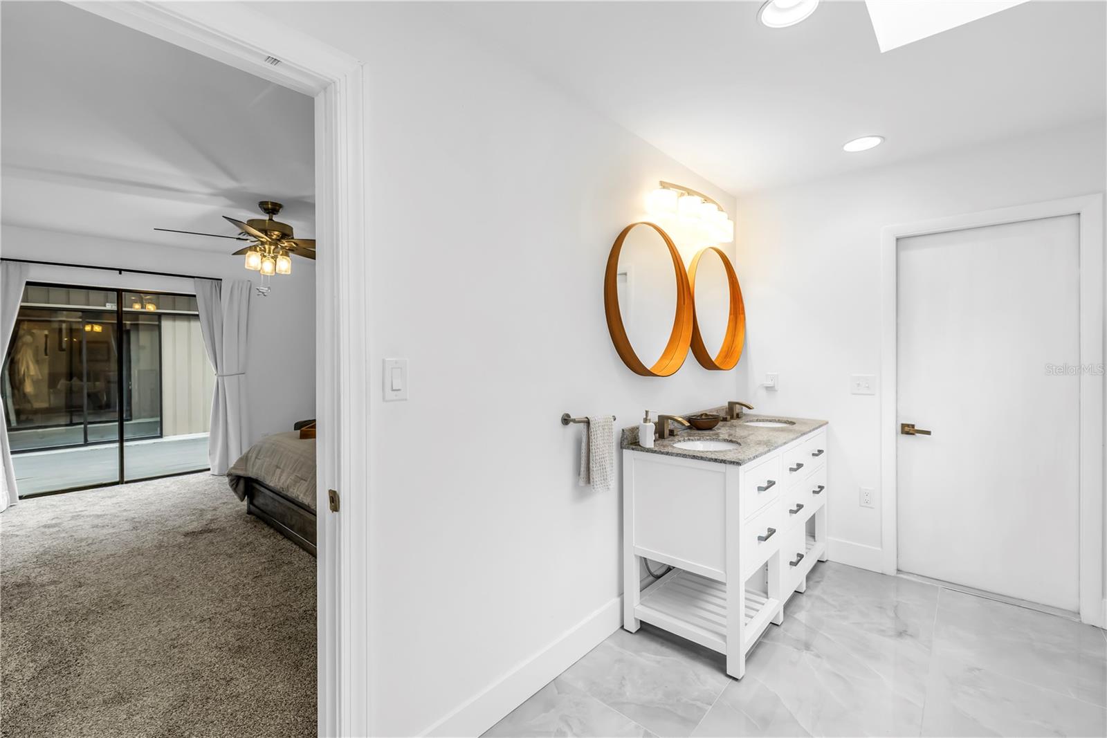 HIDDEN OAKS ESTATES - Residential