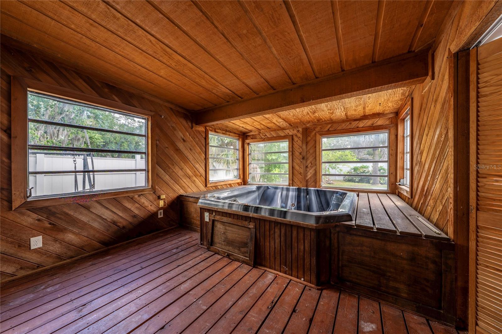 BAY RUN SEC 01 - Residential