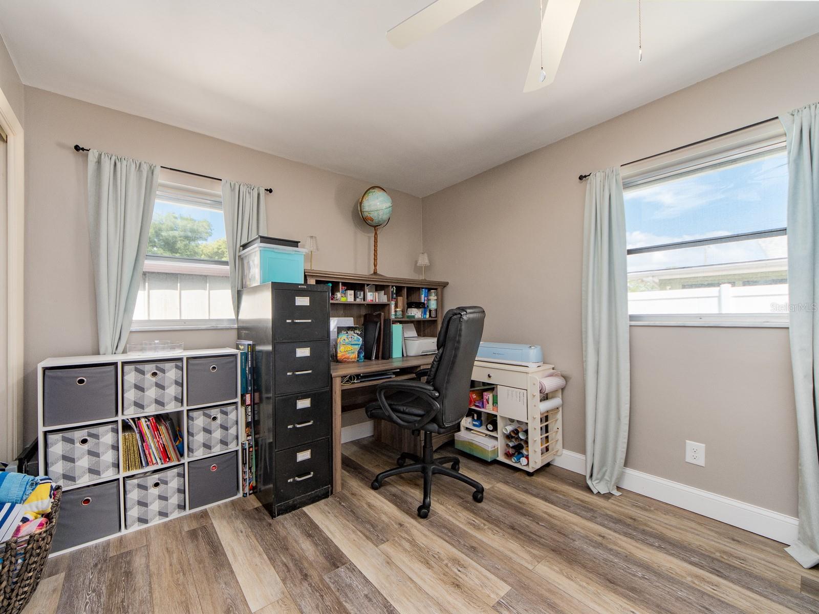 SUNSET LAKE ESTATES - Residential