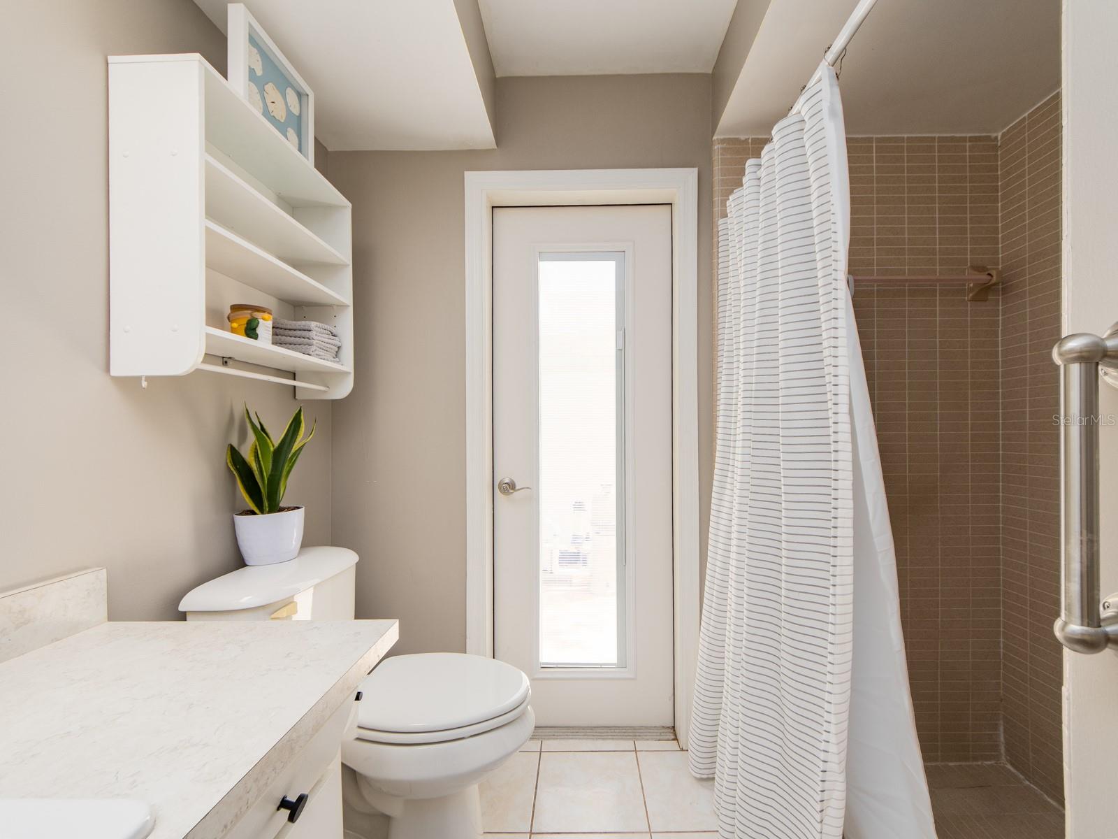 SUNSET LAKE ESTATES - Residential