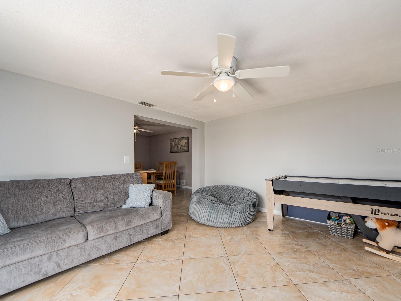 SUNSET LAKE ESTATES - Residential