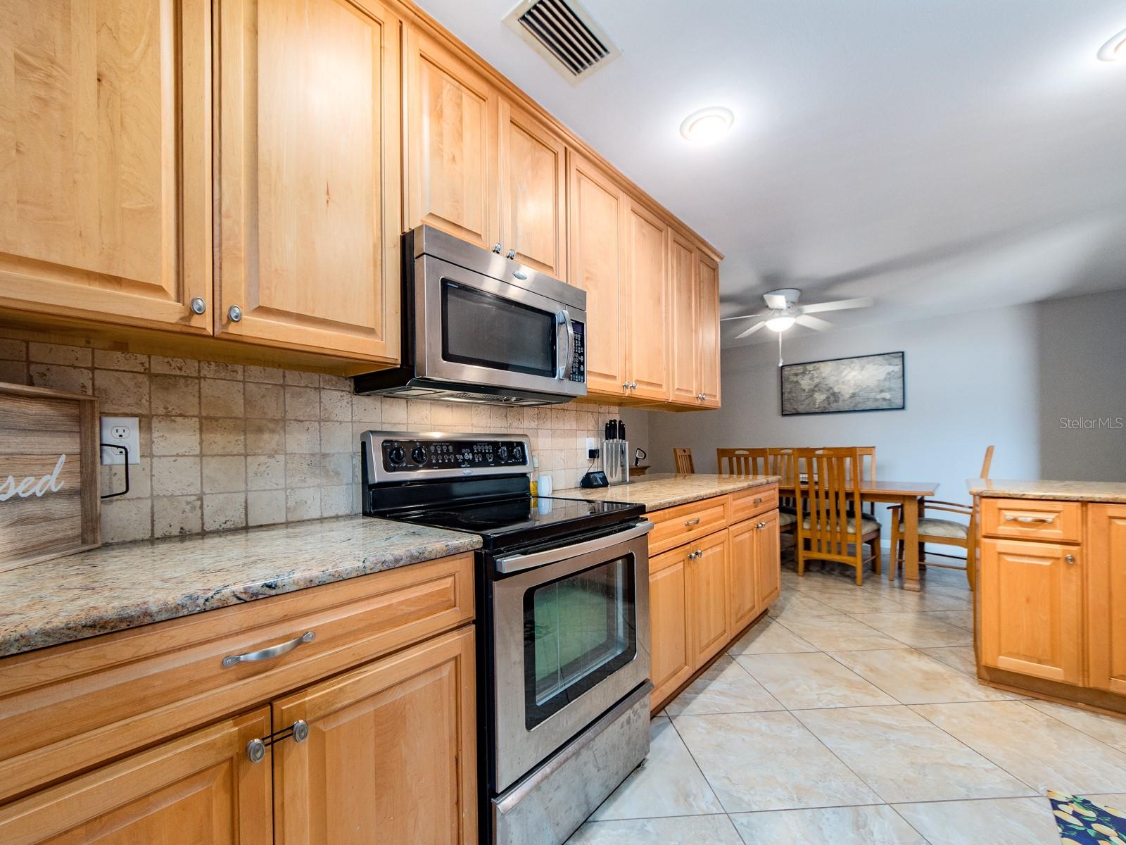 SUNSET LAKE ESTATES - Residential