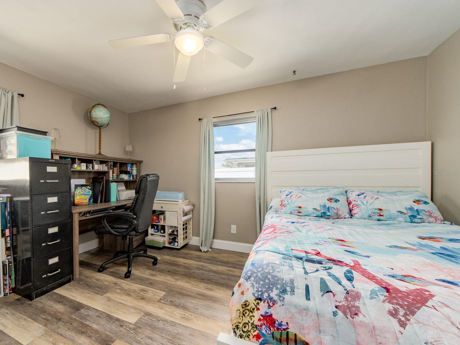 SUNSET LAKE ESTATES - Residential