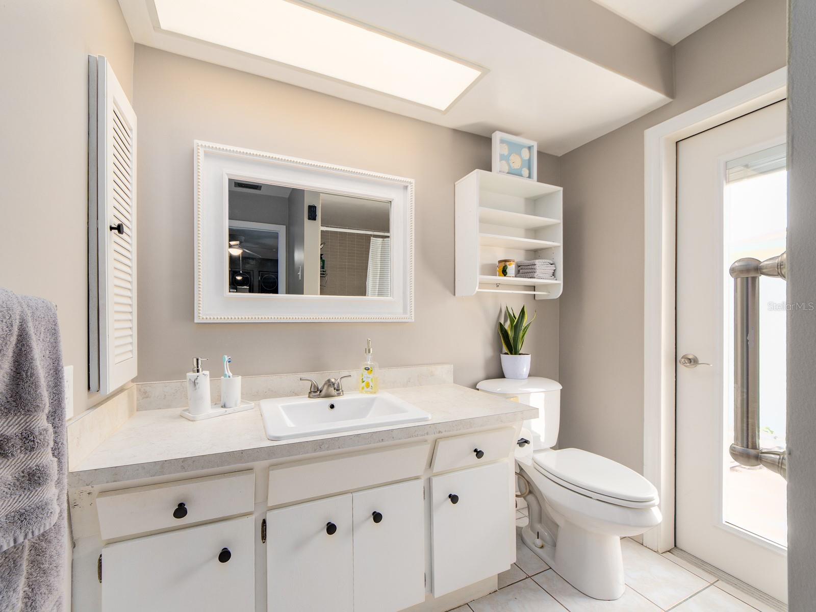 SUNSET LAKE ESTATES - Residential