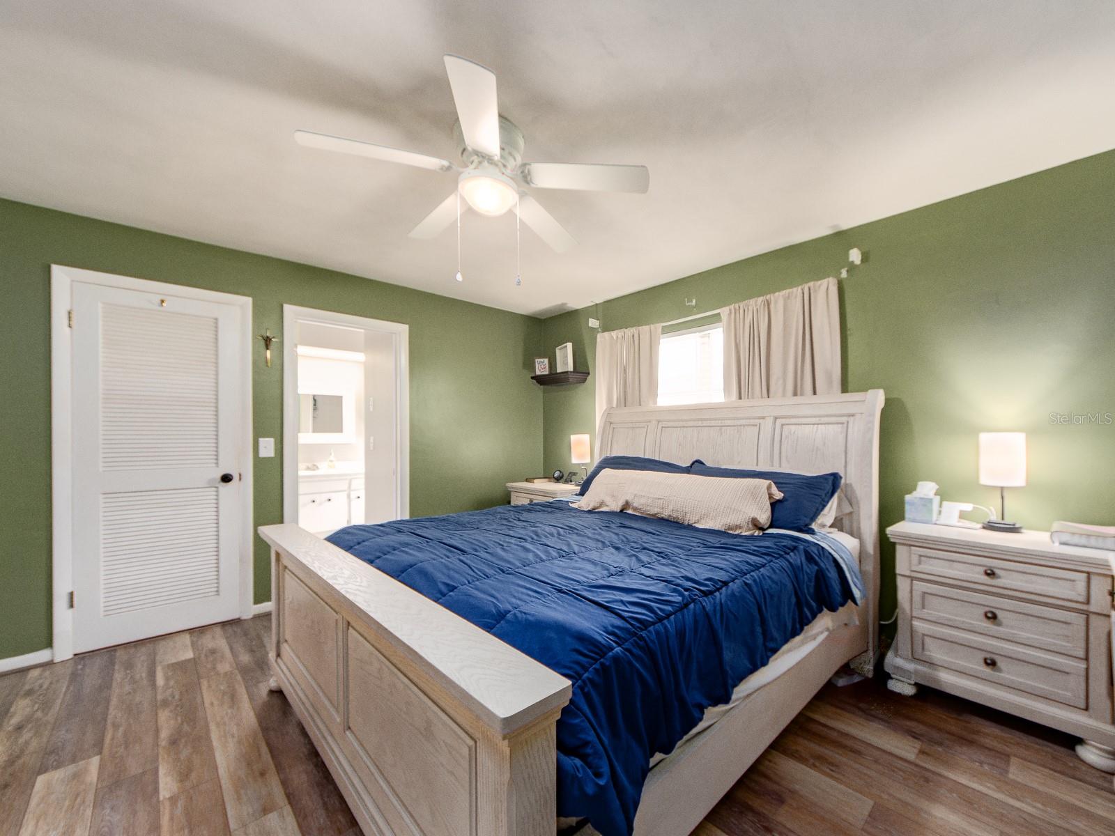 SUNSET LAKE ESTATES - Residential