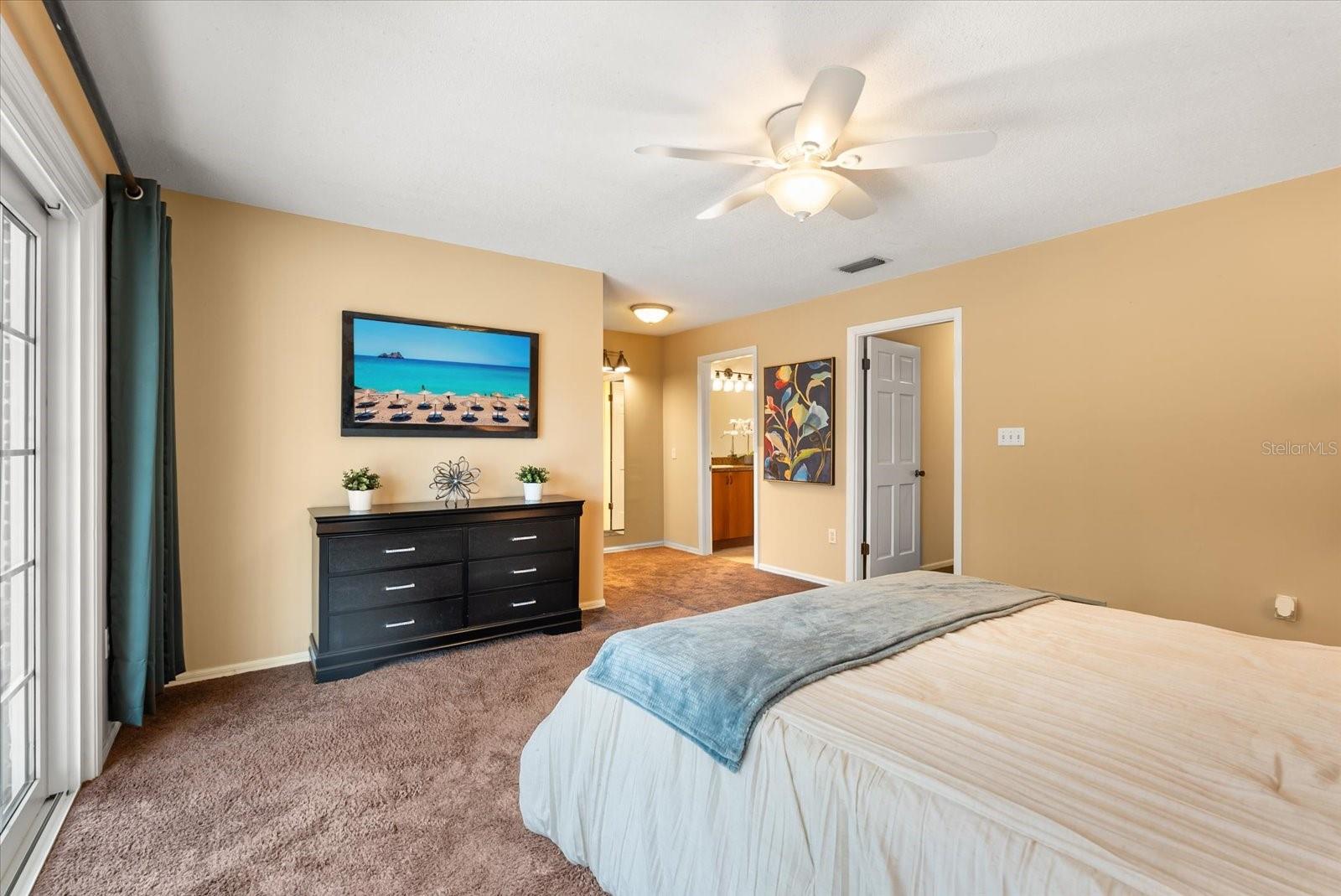 CAMELOT - Residential